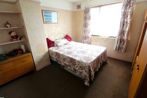 Bedroom- click for photo gallery